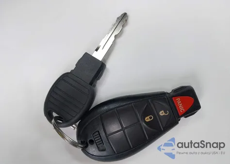 2016 Jeep Cherokee Latitude z USA, uszkodzony, nr VIN 1C4PJMCB8GW221434